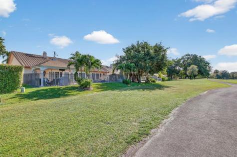 7409 Corkwood Terrace Tamarac FL 33321