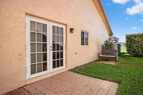 7409 Corkwood Terrace Tamarac FL 33321