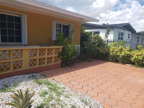 19720 NE 10th Court Miami FL 33179