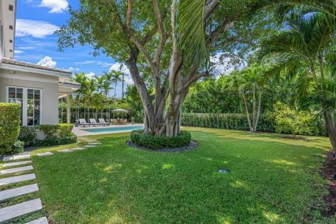 2306 NE 12th Court Fort Lauderdale FL 33304