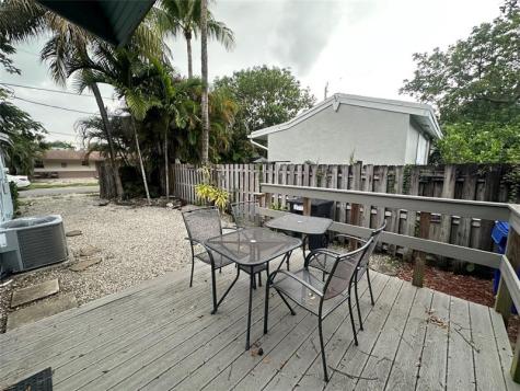 232 Seminole Avenue Fort Lauderdale FL 33312