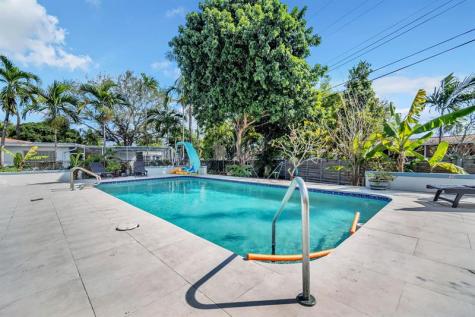 4734 Jefferson Street Hollywood FL 33021