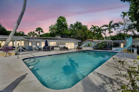 4734 Jefferson Street Hollywood FL 33021