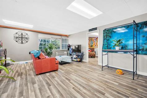 4734 Jefferson Street Hollywood FL 33021