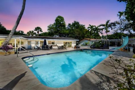 4734 Jefferson Street Hollywood FL 33021