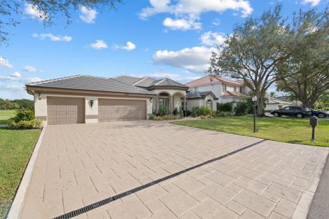 2920 Oak Tree Drive Oakland Park FL 33309