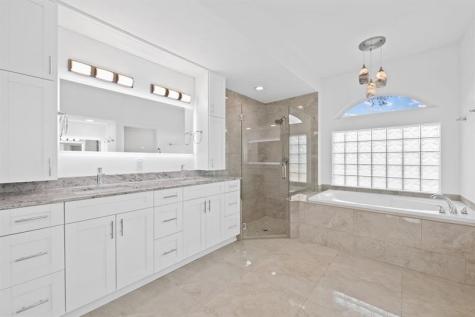 2920 Oak Tree Drive Oakland Park FL 33309