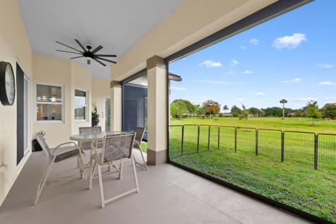 2920 Oak Tree Drive Oakland Park FL 33309