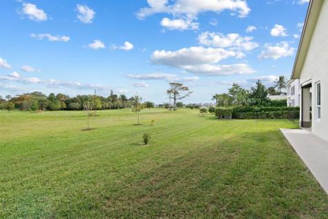 2920 Oak Tree Drive Oakland Park FL 33309