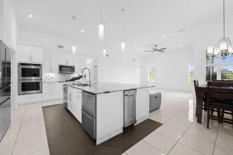 2920 Oak Tree Drive Oakland Park FL 33309