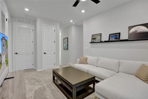 4422 S Silverwood Lane Fort Lauderdale FL 33309