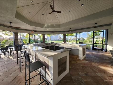 4422 S Silverwood Lane Fort Lauderdale FL 33309