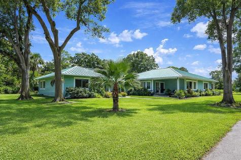 480 38TH Court Vero Beach FL 32968