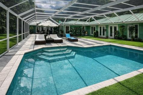 480 38TH Court Vero Beach FL 32968