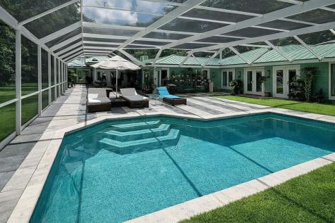 480 38TH Court Vero Beach FL 32968