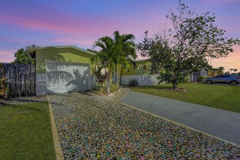 6481 Kimberly Boulevard North Lauderdale FL 33068