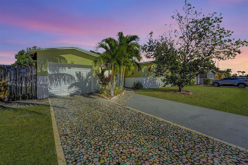 6481 Kimberly Boulevard North Lauderdale FL 33068