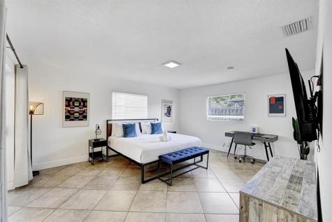 6481 Kimberly Boulevard North Lauderdale FL 33068