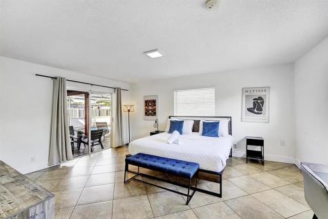 6481 Kimberly Boulevard North Lauderdale FL 33068
