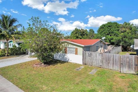 6481 Kimberly Boulevard North Lauderdale FL 33068