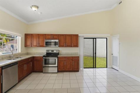 9928 SW 218th Terrace Cutler Bay FL 33190