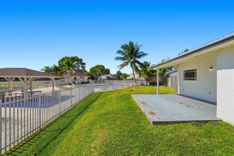 9928 SW 218th Terrace Cutler Bay FL 33190