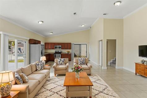 9928 SW 218th Terrace Cutler Bay FL 33190
