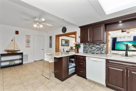 140 SW 126th Avenue Plantation FL 33325