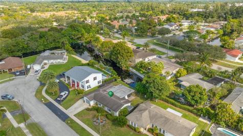 140 SW 126th Avenue Plantation FL 33325