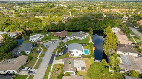 140 SW 126th Avenue Plantation FL 33325