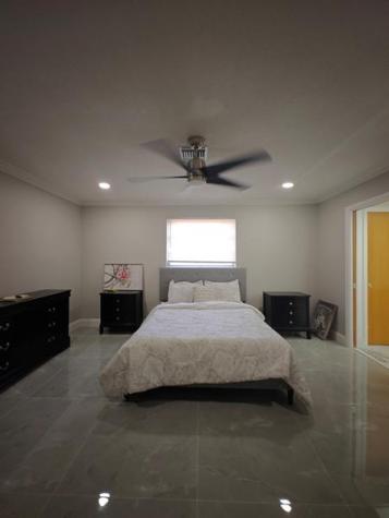 5500 Roosevelt Street Hollywood FL 33021