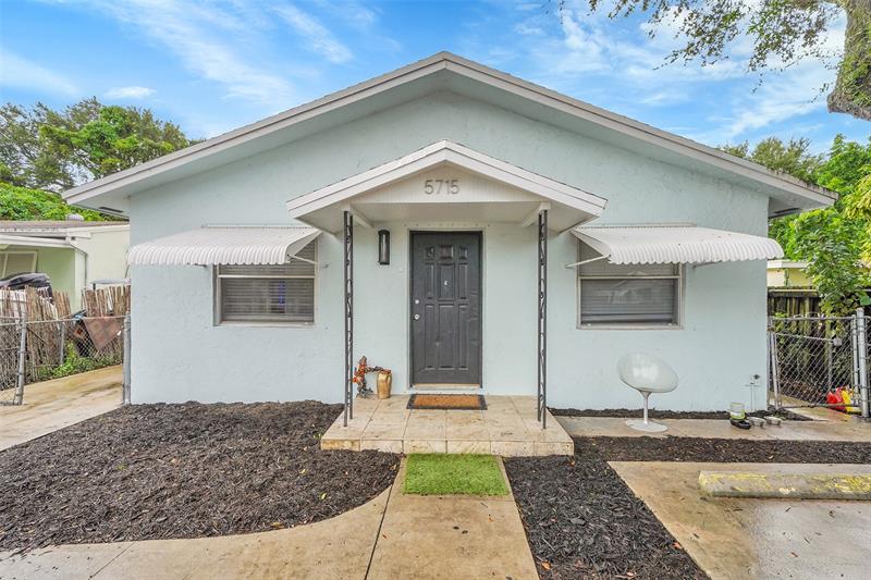 5715 Garfield Street Hollywood FL 33021