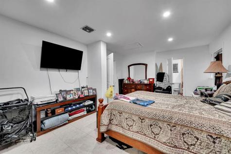 5715 Garfield Street Hollywood FL 33021
