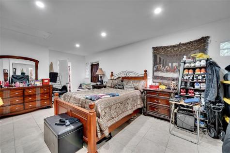 5715 Garfield Street Hollywood FL 33021