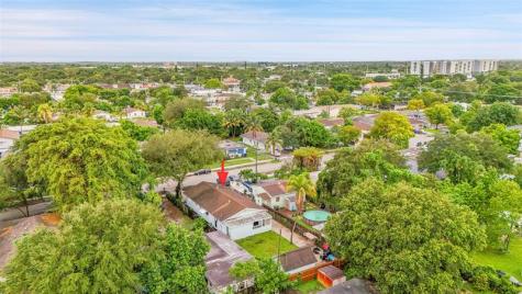 5715 Garfield Street Hollywood FL 33021