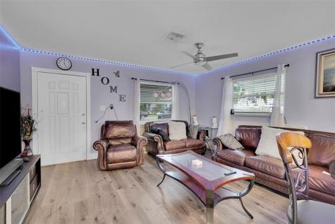 5715 Garfield Street Hollywood FL 33021