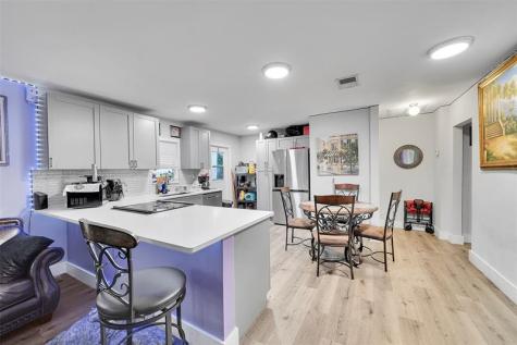 5715 Garfield Street Hollywood FL 33021