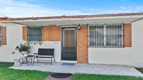 3446 NW 17 Street Miami FL 33125