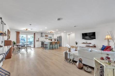 1611 SW 3rd Avenue Pompano Beach FL 33060