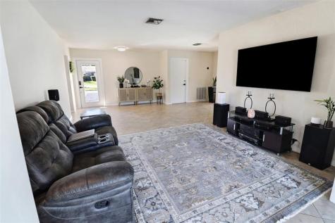 3971 NW 108th Avenue Coral Springs FL 33065