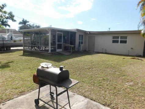 4982 SW 29th Terrace Dania Beach FL 33312