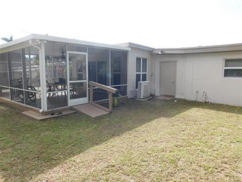 4982 SW 29th Terrace Dania Beach FL 33312