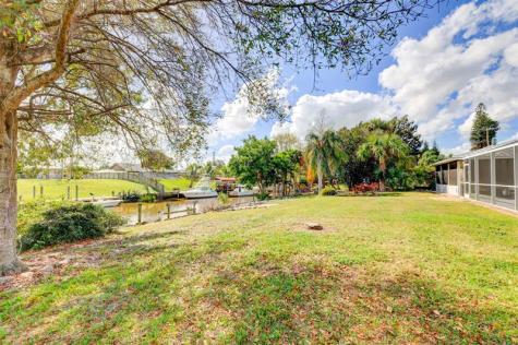 322 S Naranja Avenue Port St Lucie FL 34983