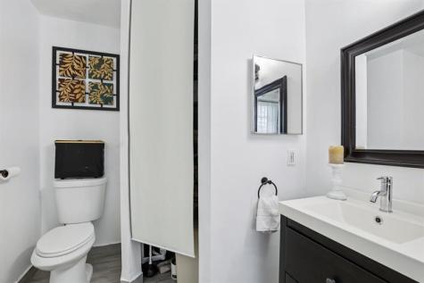 972 Azure Lane Weston FL 33326