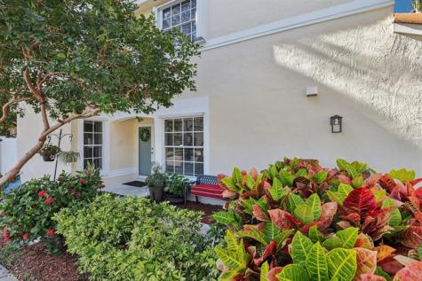972 Azure Lane Weston FL 33326