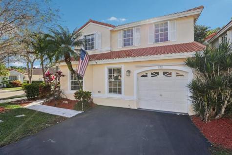 972 Azure Lane Weston FL 33326
