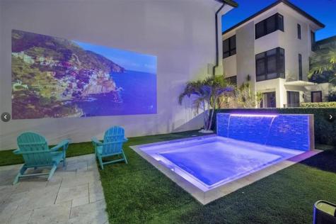 8225 Central Park Boulevard Doral FL 33166