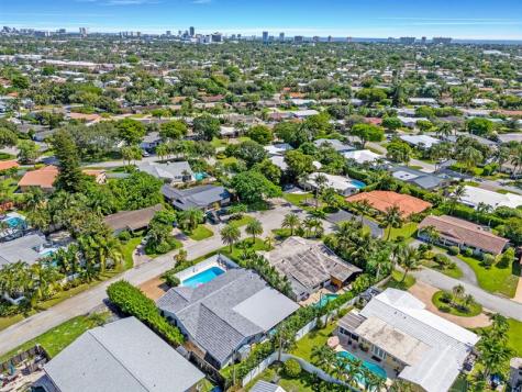 1510 NE 57th Court Fort Lauderdale FL 33334