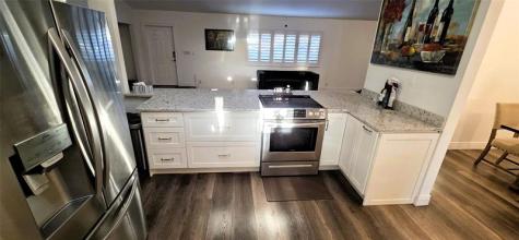 1021 Cherry Lane Wellington FL 33414