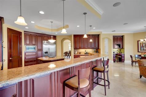11001 SW 75th Court Pinecrest FL 33156